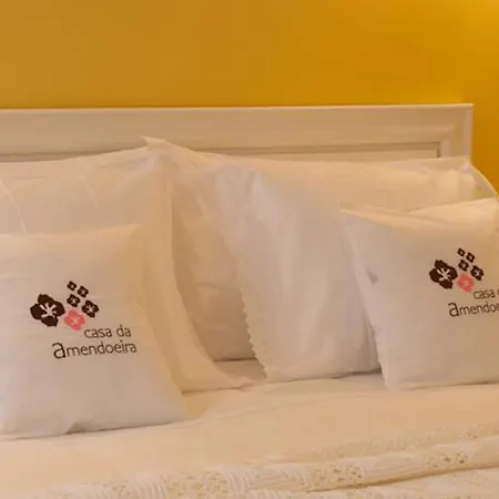 Casa Da Amendoeira 카스텔로 로드리고