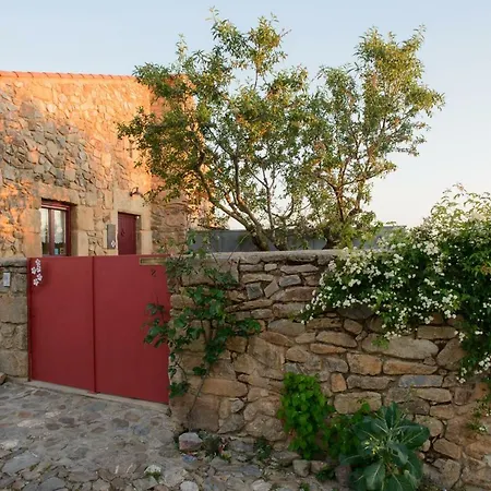 Casa Da Amendoeira 4*