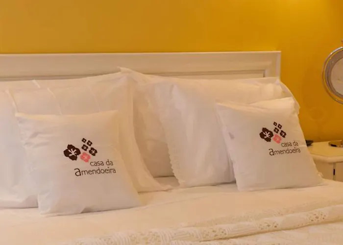 阿蒙德拉旅馆 卡斯特洛罗德里戈