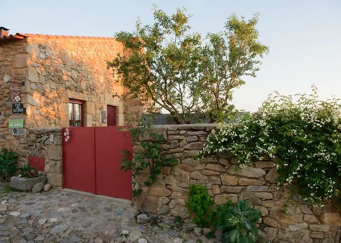 Casa Da Amendoeira 4*